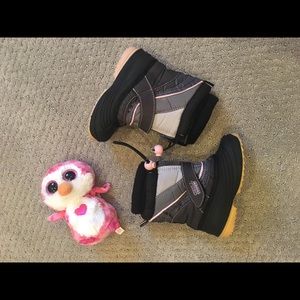 Snow Boots